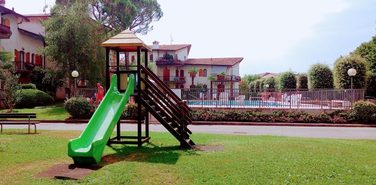 Casa Francesca Apartment Peschiera del Garda Bagian luar foto